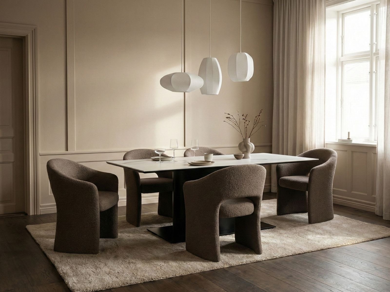 Sedia da pranzo con braccioli Tori-1