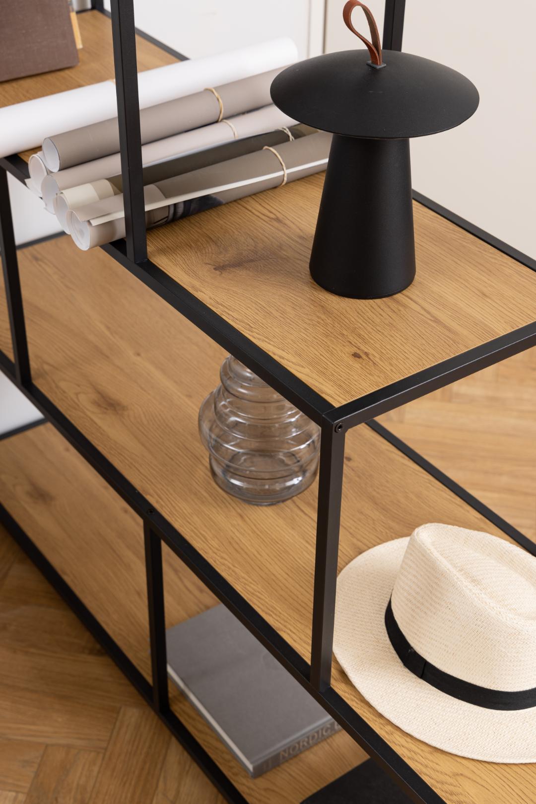 Libreria Seaford 150-2