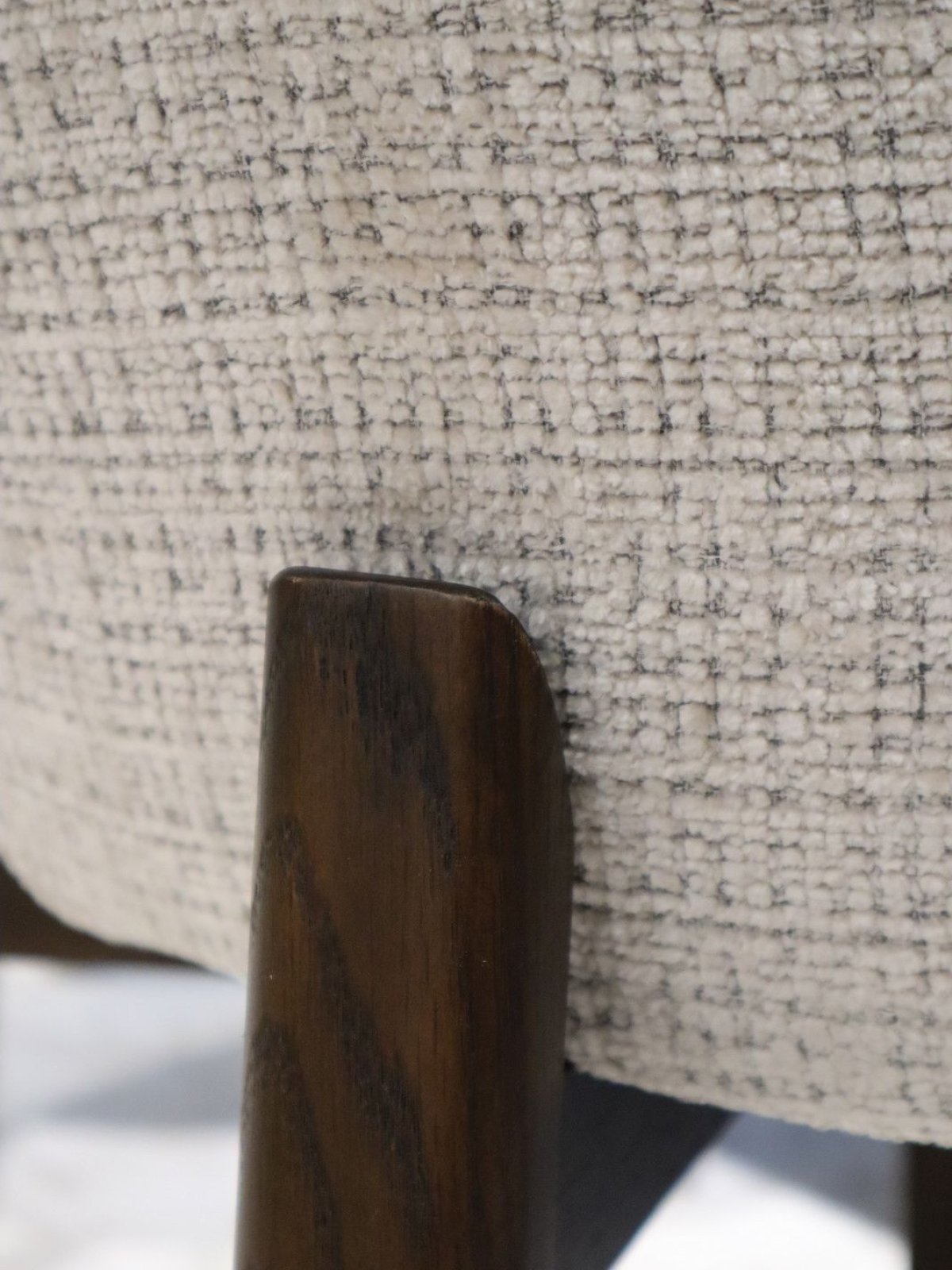 Sedia da pranzo con bracciolo Darlene gambe in legno-4